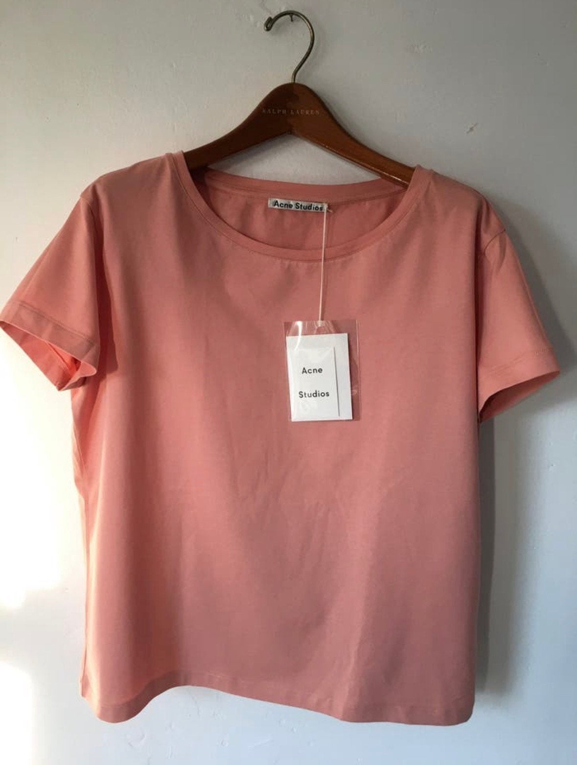 Acne Studios nieuwe M, Maat 38/40 (M), Nieuw, Ophalen of Verzenden, Korte mouw