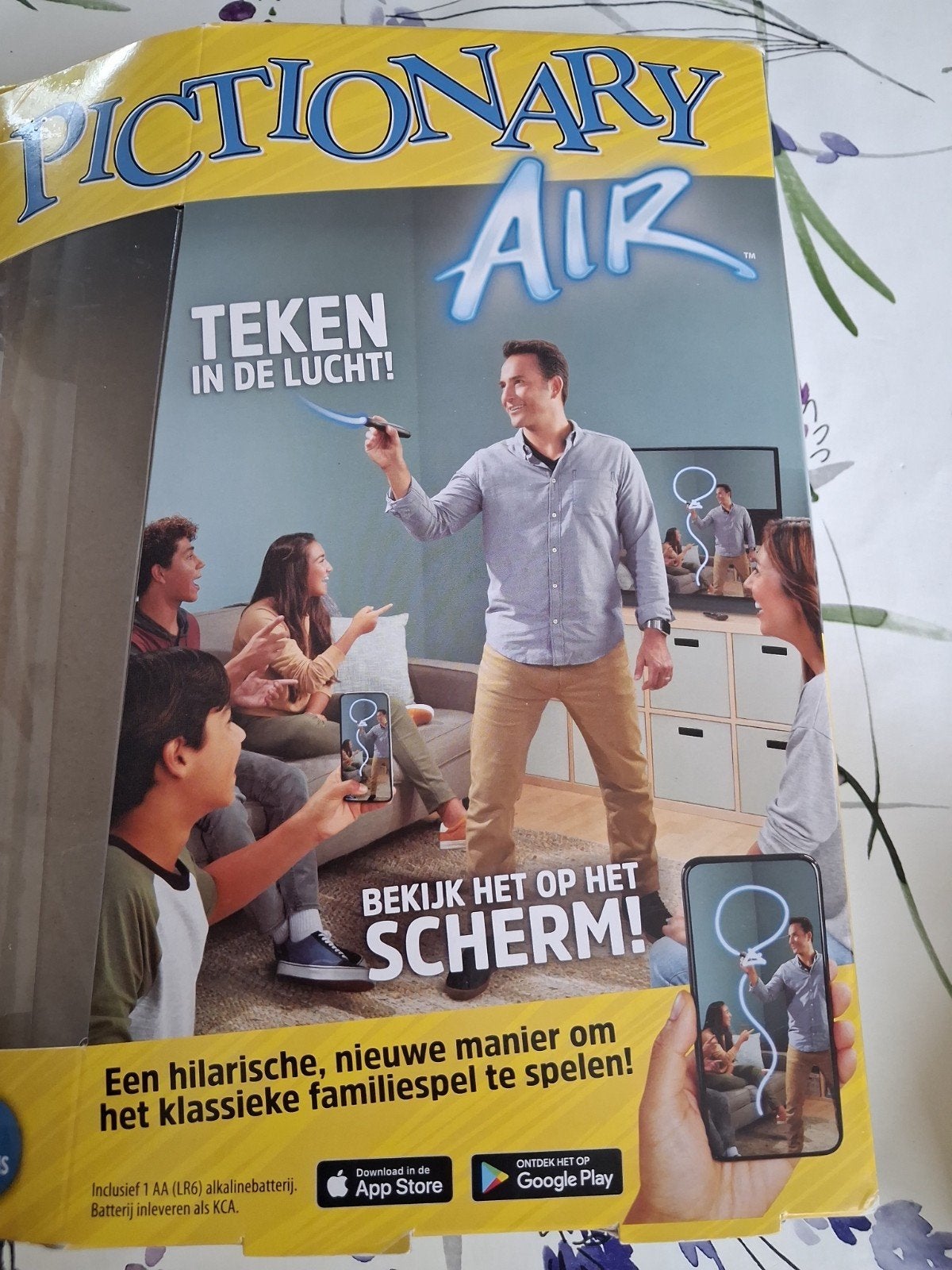 Pictionary Air: Teken in de lucht! Familie spel, Vijf spelers of meer, Ophalen, Zo goed als nieuw
