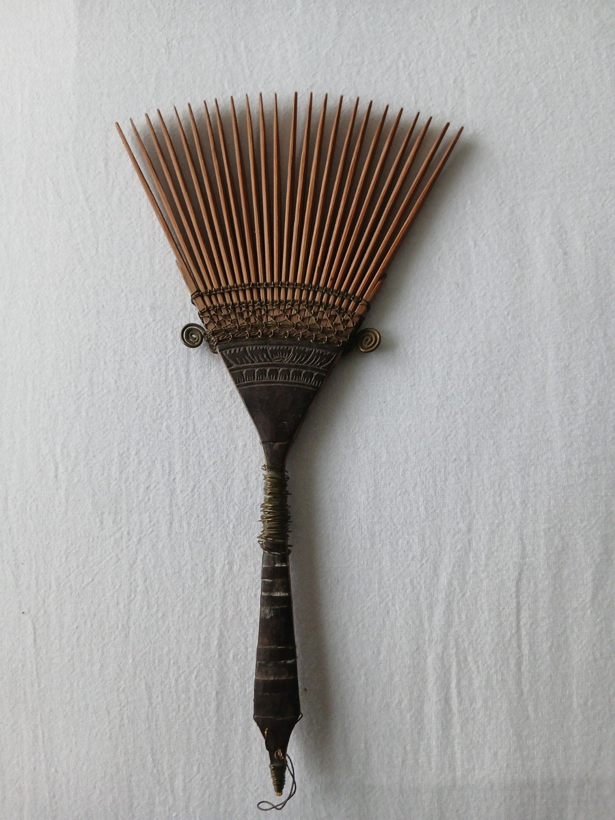 Indonesische Balinese bamboe houten kam in waaier vorm, Indonesië, Ophalen of Verzenden, Overige typen