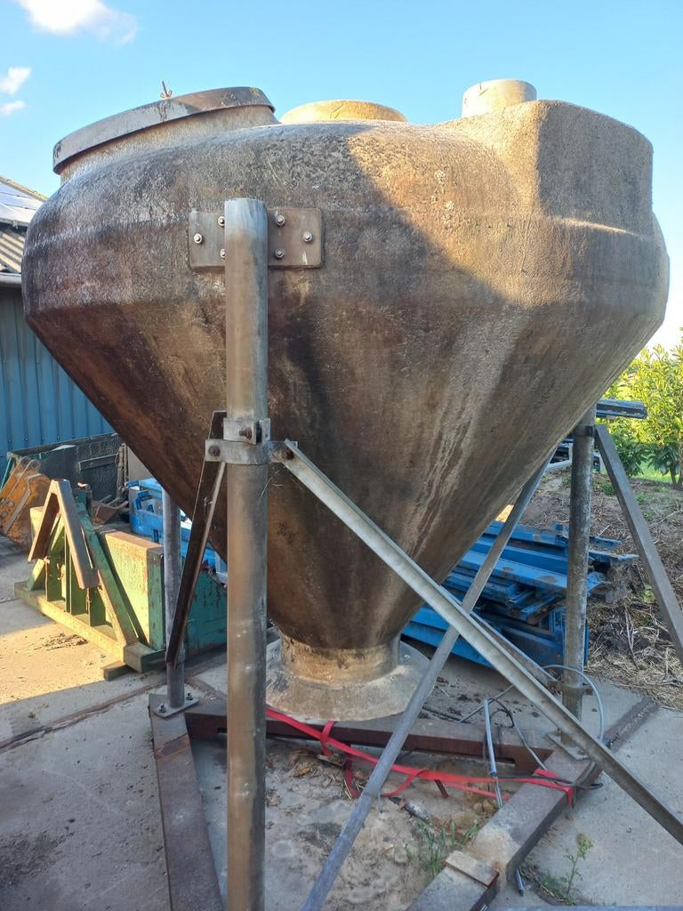 Silo trechter op weegbok, Dieren en Toebehoren, Ophalen of Verzenden, Vee