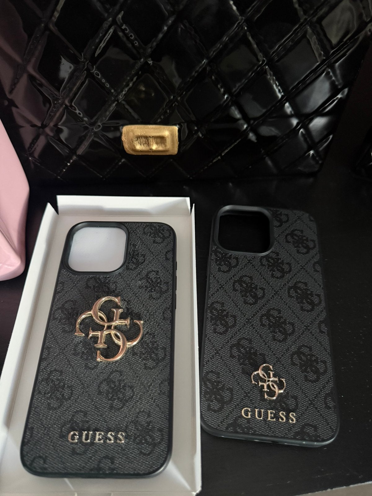 Guess hoesje iphone 16 pro max, Ophalen, Zo goed als nieuw