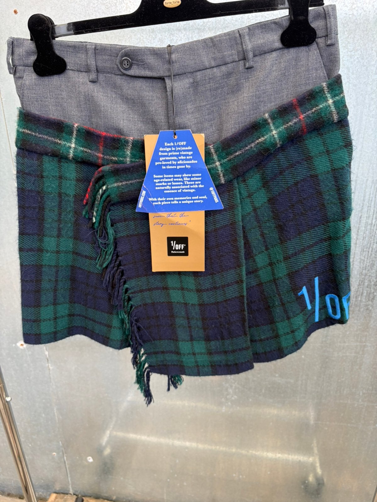 1/off 1off paris rok skirt L €450, Ophalen of Verzenden, Zo goed als nieuw, Boven de knie