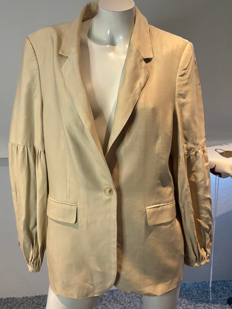 Claudia strater beige jasje met aparte mouwen maat 42, ., Beige, Maat 42/44 (L), Ophalen of Verzenden
