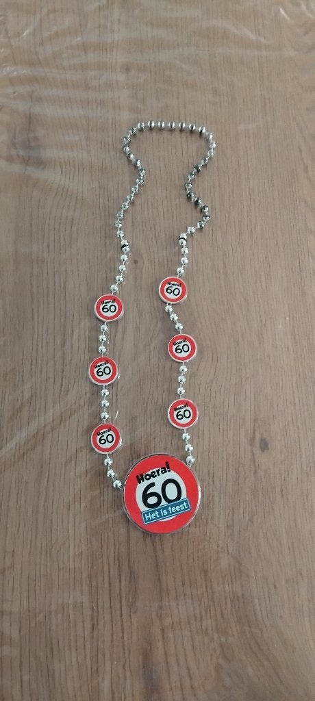 ketting 60 jaar, Ophalen of Verzenden, Gebruikt, Versiering, Verjaardag