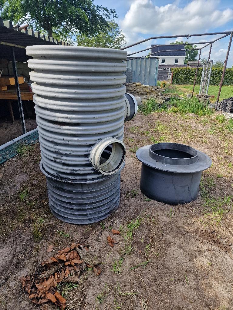 Straatkolk , bezinkput, verende kolk, Doe-het-zelf en Verbouw, Buizen en Afvoer, Ophalen, Pvc, Overige typen, Minder dan 2 meter