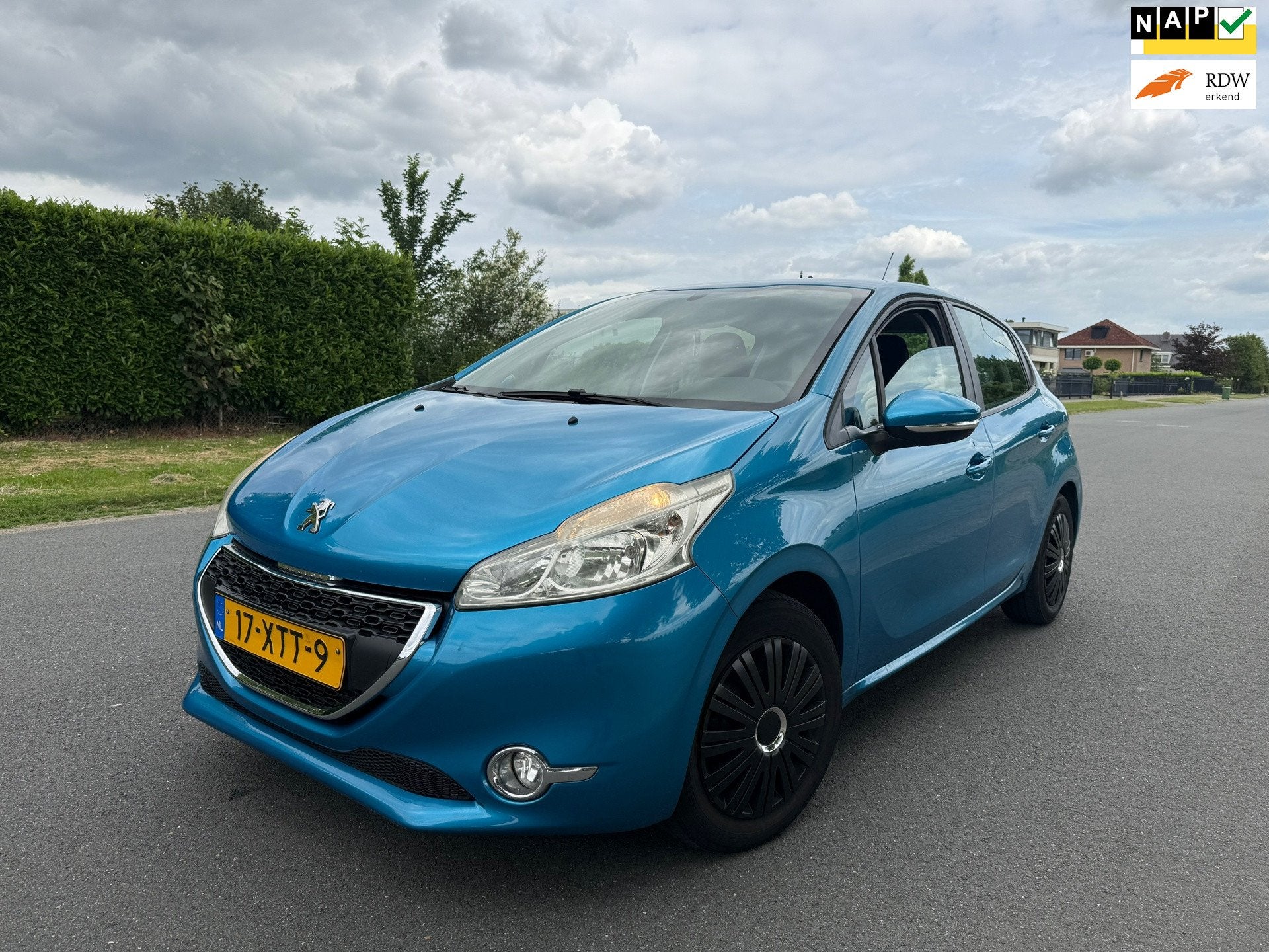 Peugeot 208 1.2 VTi Active NAP/AIRCO/APK 3-2027, Voorwielaandrijving, Euro 5, Gebruikt, 31 €/maand