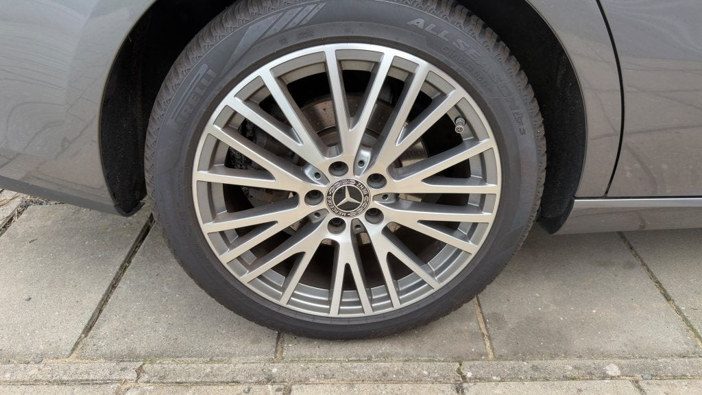 Foto 5 van Mercedes-Benz CLA 200 163pk 7G-DCT 2020 Grijs