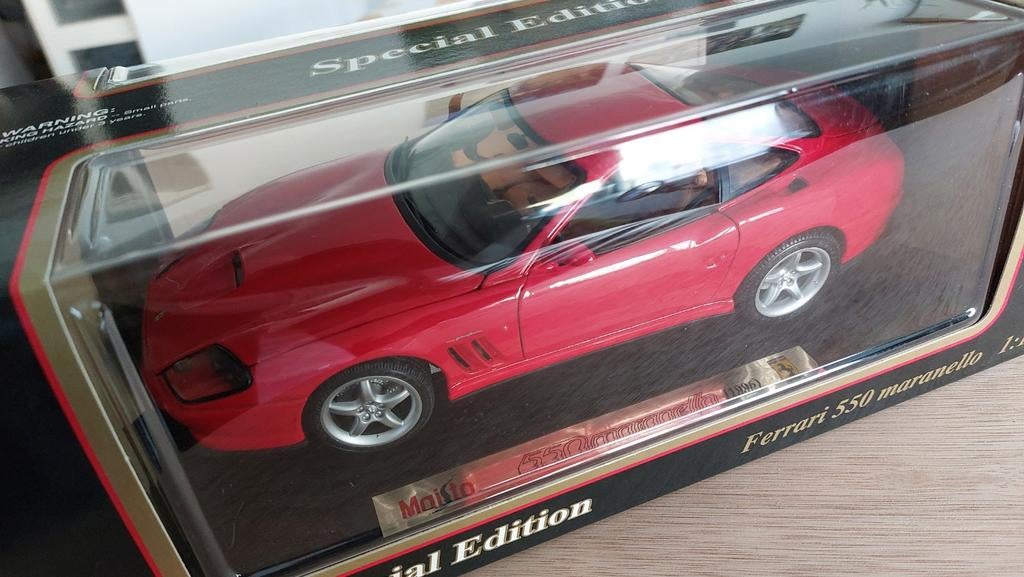 Ferrari 550 Maranello 1:18 Maisto - Special Edition, Ophalen of Verzenden, Zo goed als nieuw, Auto, Maisto