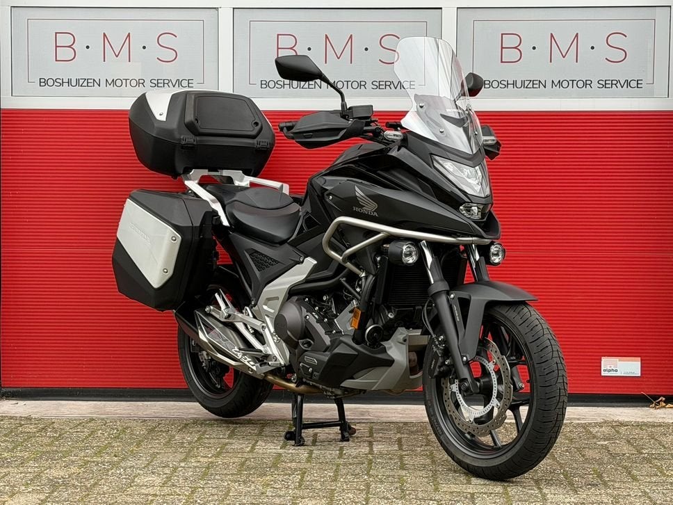 HONDA NC 750 X DCT C-ABS (bj 2022), Motoren, HONDA, Motorrijbewijs A, Bedrijf, Onbekend