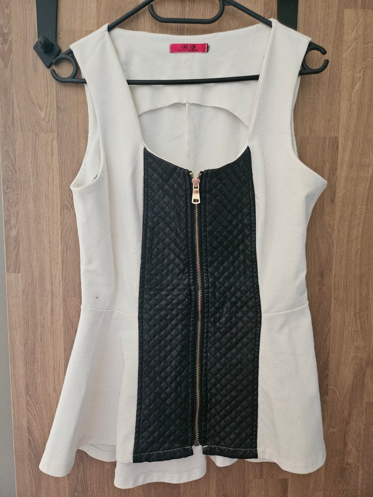 Mouwloze top met rits en peplum zoom, Wit, Maat 42/44 (L), Ophalen of Verzenden, Zo goed als nieuw