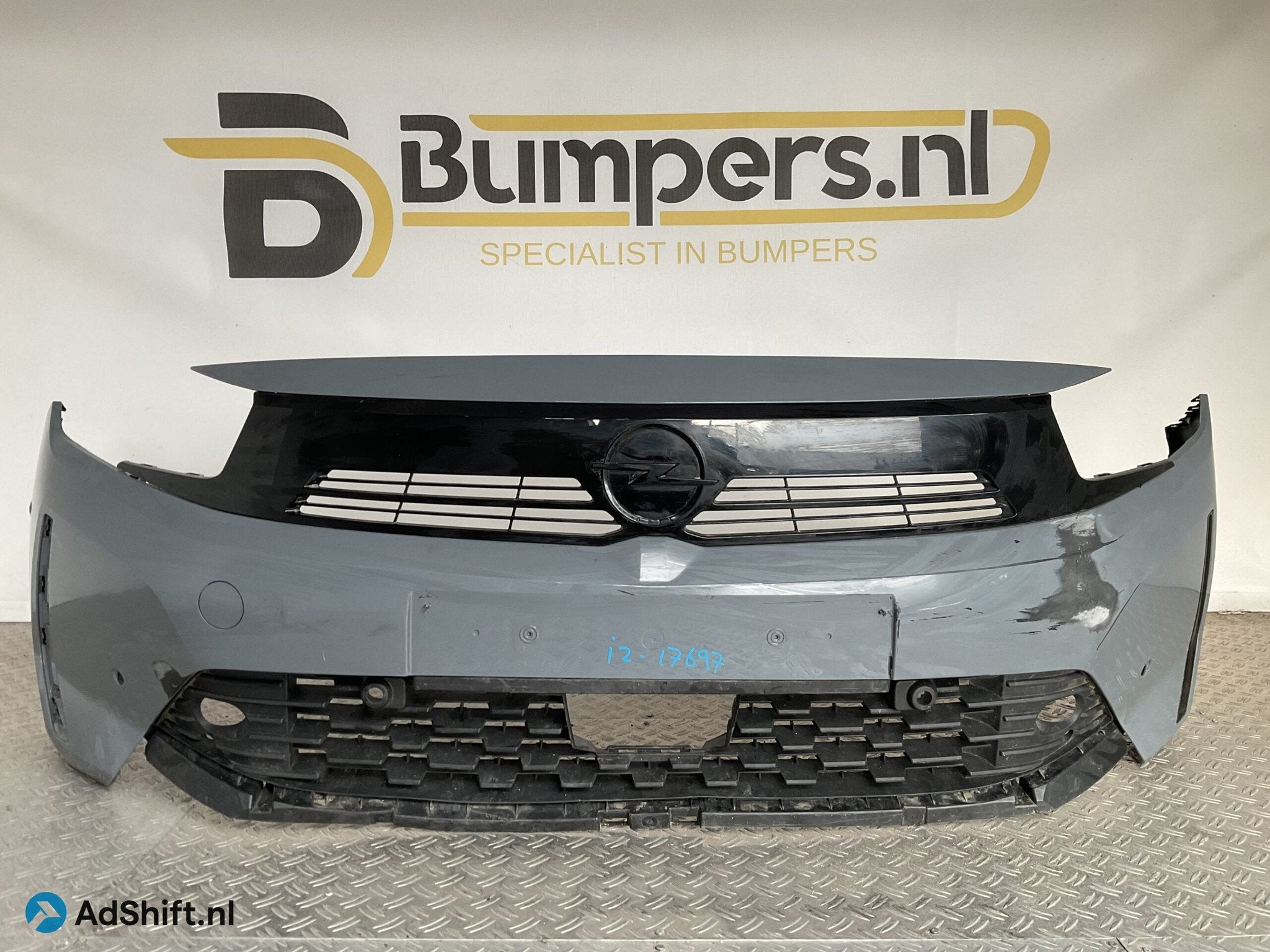 Bumper Opel Corsa F Facelift 24-25 pdc 9850353180 Voorbumper, Bumper