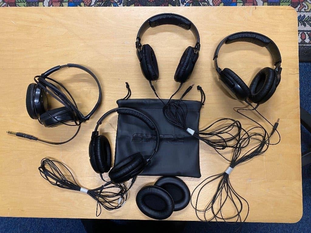 4 koptelefoons, Gebruikt, Sennheiser, Ophalen of Verzenden, Zwart