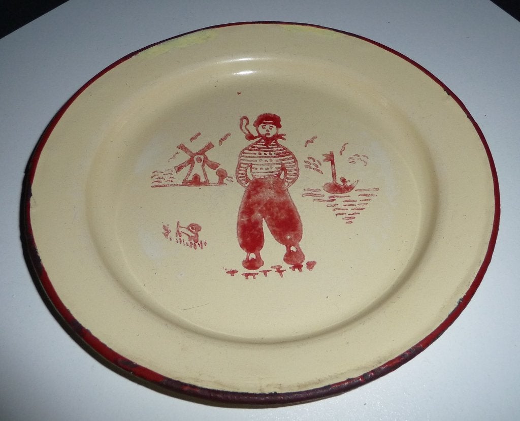 4 emaille kinderbordjes , 2 mickey mouse 1 boer en molenaar, Verzenden