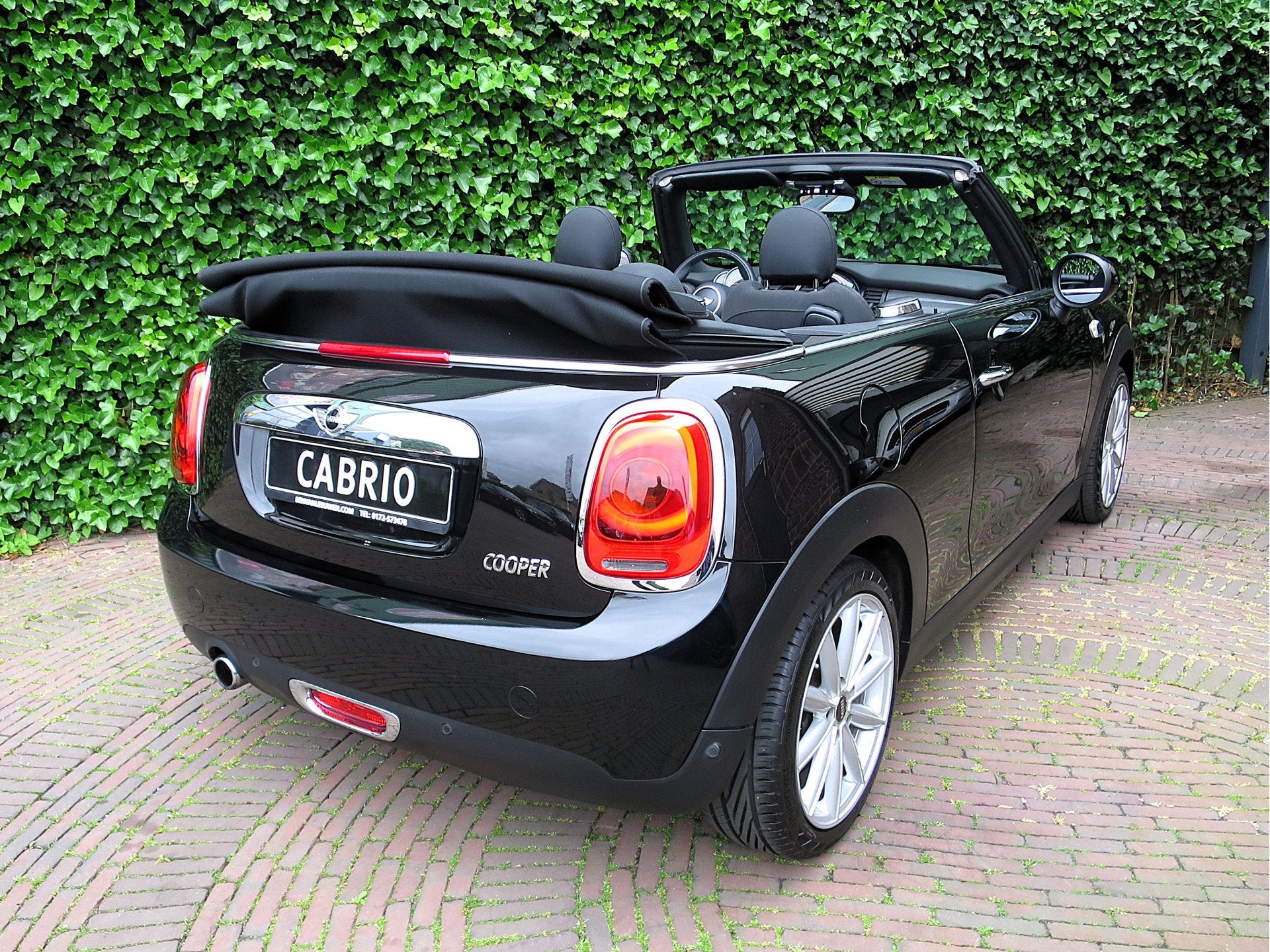 MINI Cabrio 1.5 Cooper Chili F57 met Keyless, LED, Navi, BT, Auto's, 12 maanden, 136 pk, Gebruikt, 4 stoelen