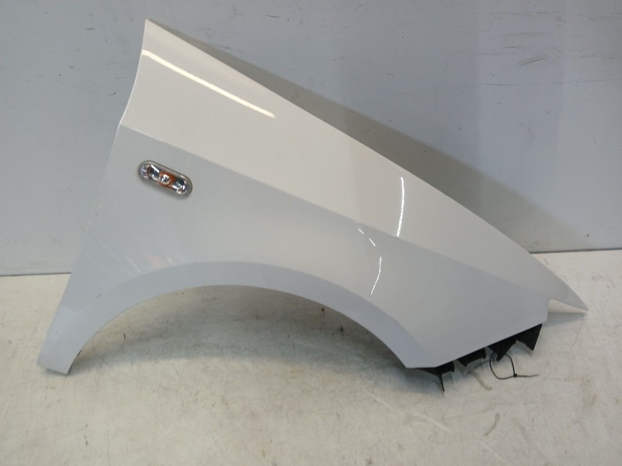 Spatbord rechts voor Seat Ibiza, Onderdelen@venauto.nl, Van der Ven Autorecycling B.V., Gebruikt, Ettenseweg 76, 4706 PB Roosendaal, The Netherlands