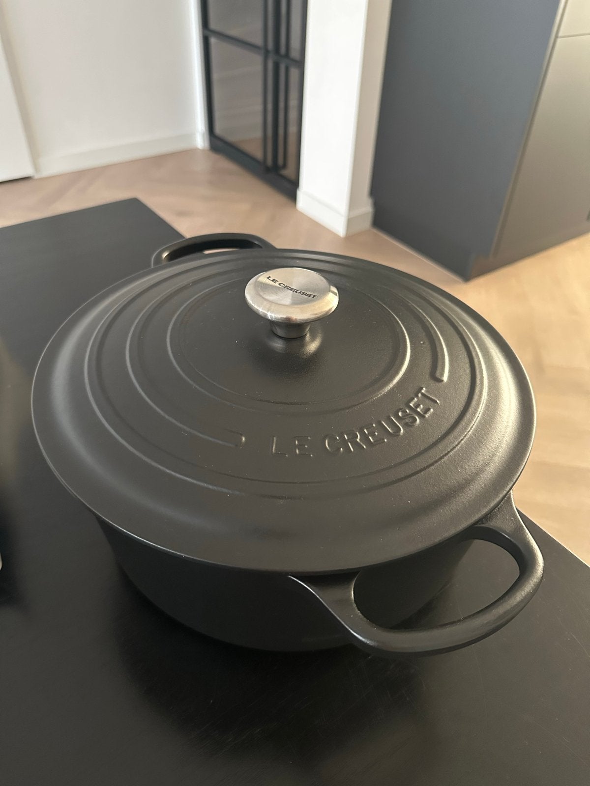 Le Creuset Braadpan 30 cm - 8,1 liter, Met deksel, Le Creuset, Ophalen of Verzenden, Zo goed als nieuw