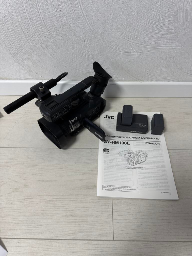 JVC GY-HM100E – Compacte Pro HD Camera, Ophalen, Gebruikt, JVC, 20x of meer