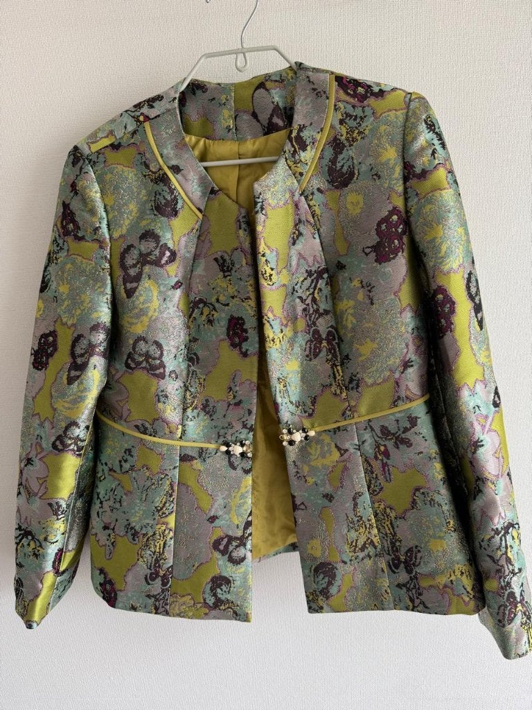 Kleurrijke & trendy dames jas, Ophalen of Verzenden, Zo goed als nieuw, Maat 38/40 (M), Jasje