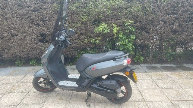 PEUGEOT KRISBEE 2019, Gebruikt, Overige modellen, Maximaal 45 km/u, Ophalen of Verzenden