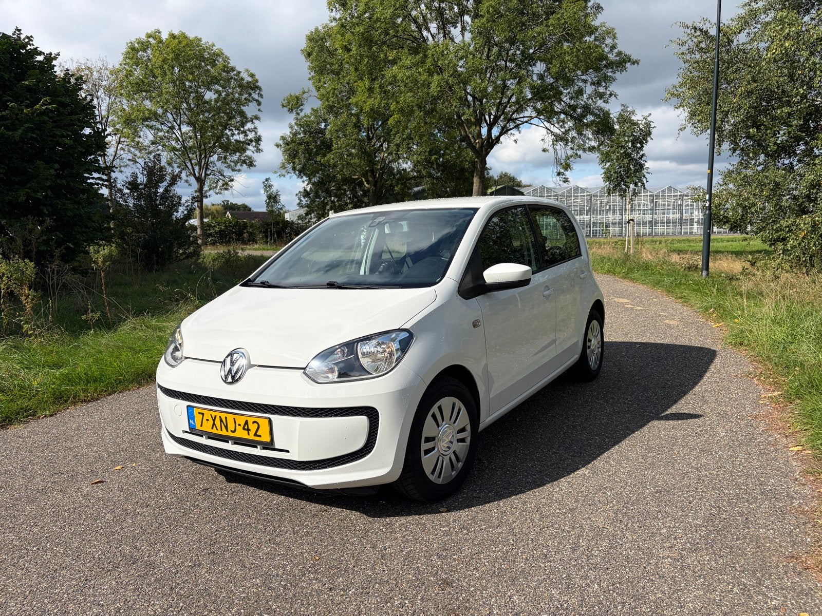 Volkswagen up! 1.0 44KW/60PK 5-DRS 2014 Wit, Auto's, Stof, 840 kg, 4 stoelen, Wit