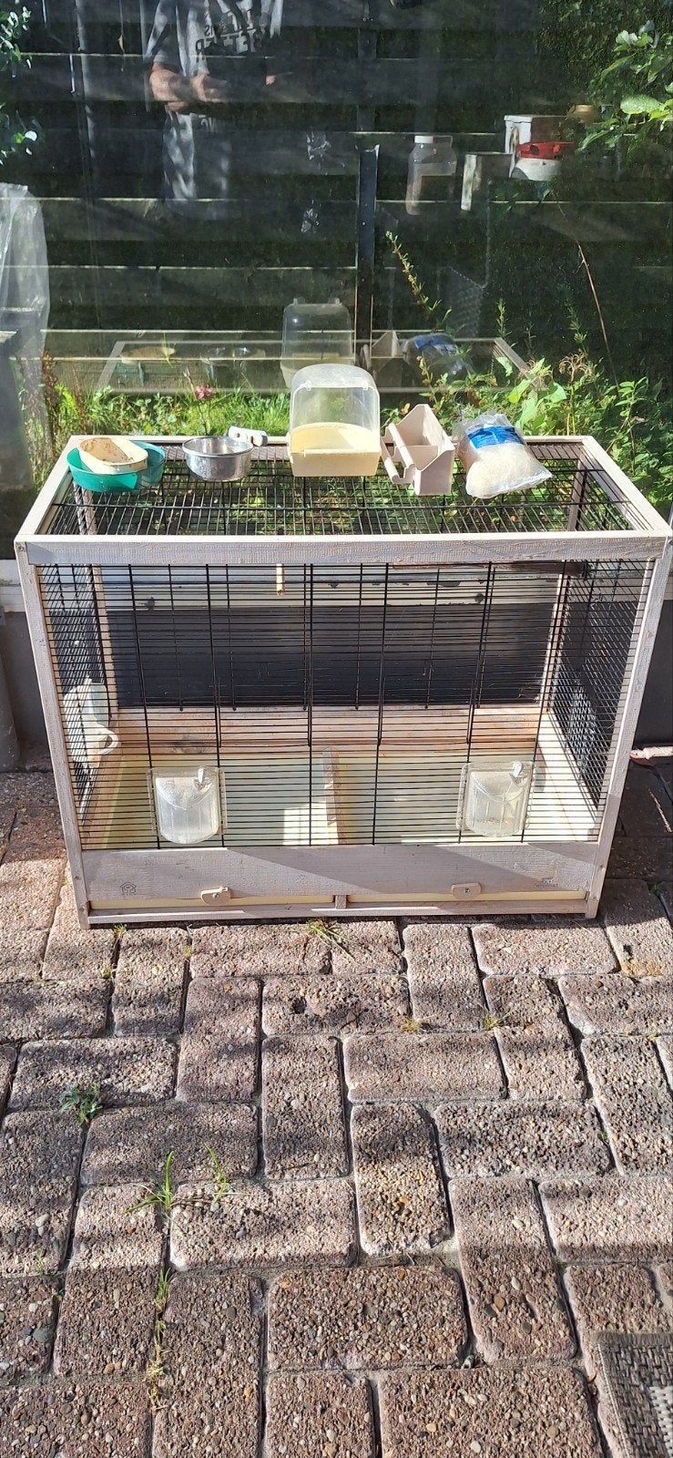 vogelkooi van Ferplast, Ophalen, Gebruikt, Hout, Vogelkooi