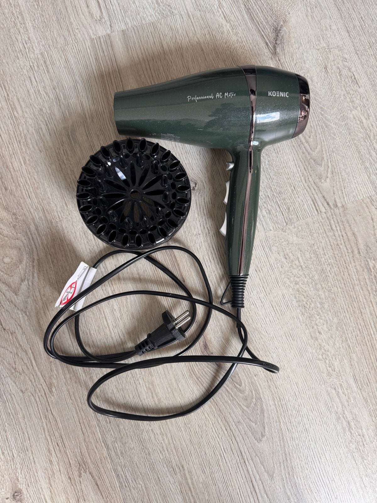 Koenic Föhn met Professional AC Motor en diffuser, Ophalen of Verzenden, Zo goed als nieuw, Haarverzorging