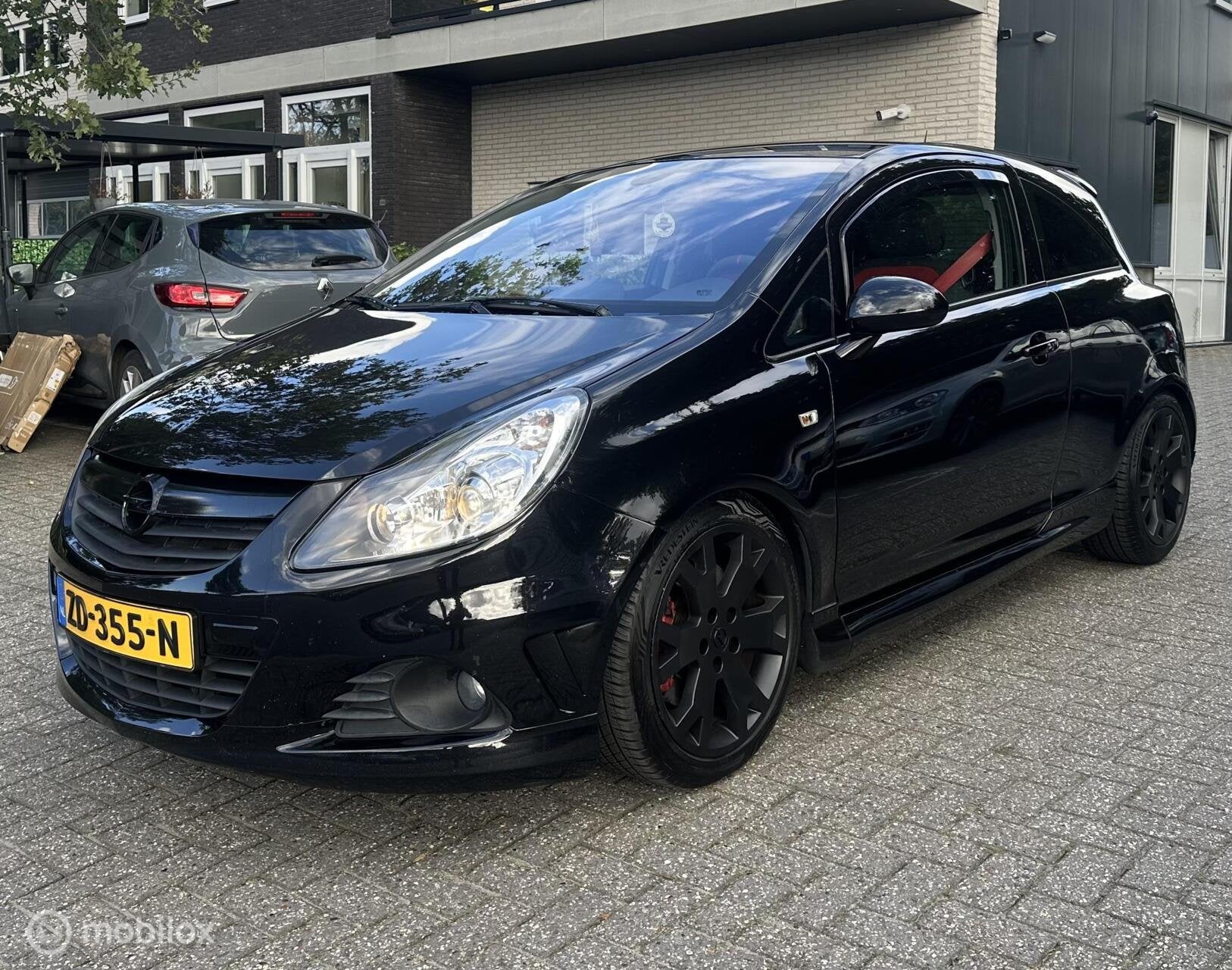 Opel Corsa 1.6-16V GSI|Clima|Cruise|Nw apk|Carplay|Zeer mooi, Auto's, Gebruikt, 4 cilinders, 150 pk, Zwart