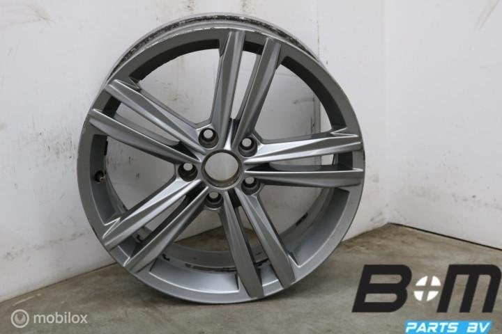 1 losse 17 inch lichtmetalen velg VW Golf 7 5G0601025DD, Gebruikt, Velg(en)