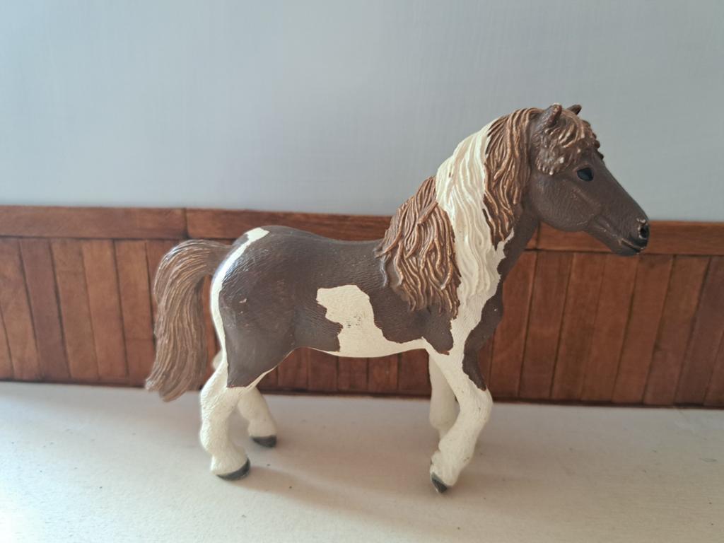 Schleich ijslander hengst, Ophalen of Verzenden, Zo goed als nieuw, Paard, Beeldje of Figuurtje