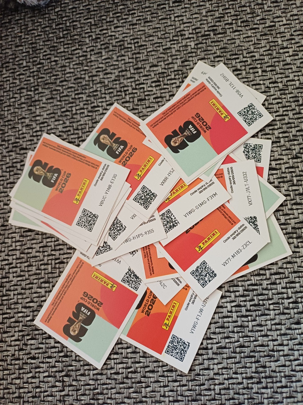 Panini 2026 digital, Verzenden, Meerdere stickers