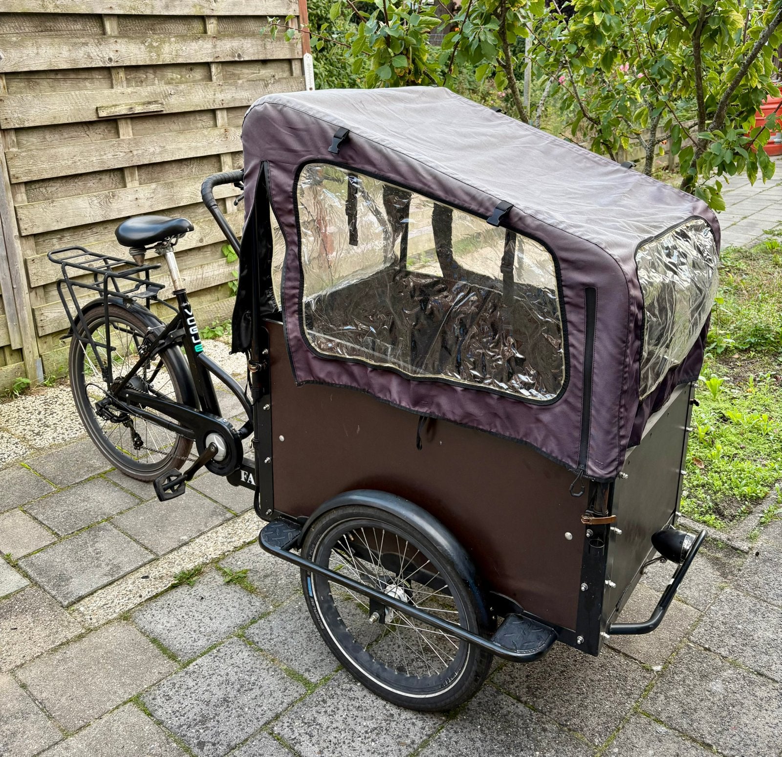 bakfiets Vogue klaar voor gebruik, Ophalen, Gebruikt, 4 kinderen of meer, Huif
