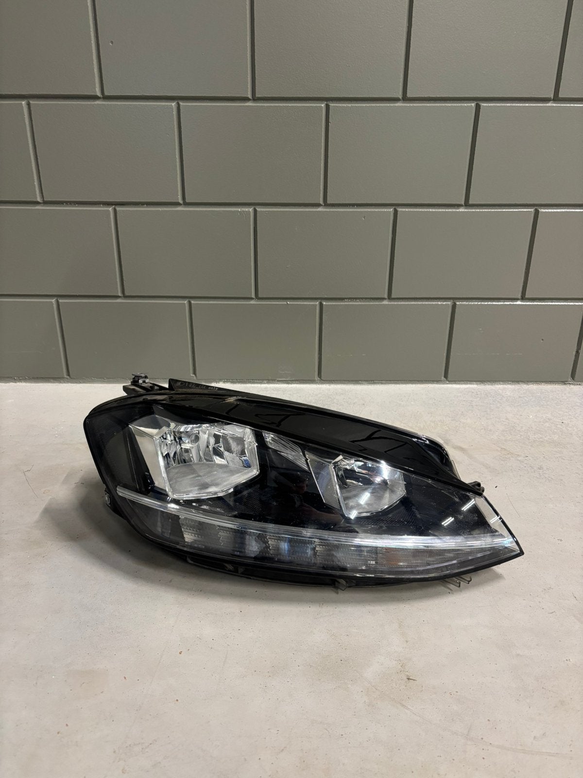 Originele rechter koplamp voor Volkswagen Golf 7!, Auto-onderdelen, Verlichting, Ophalen of Verzenden, Volkswagen