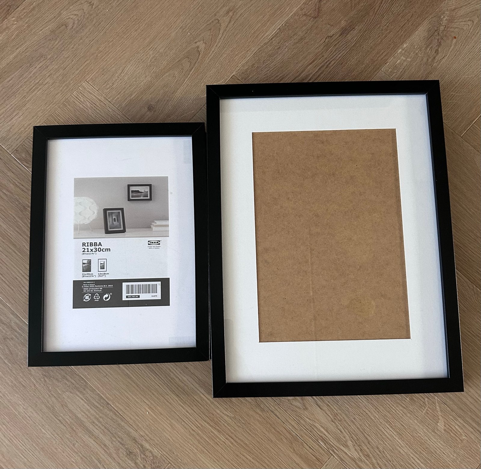 IKEA RIBBA fotolijsten 40x30 en 21x30 cm, zwart, Standaard fotolijst, Ophalen of Verzenden, Zo goed als nieuw, Zwart