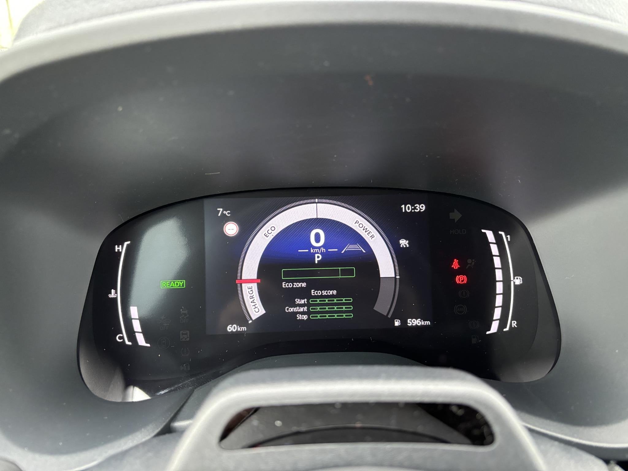 Toyota Aygo X Hybrid 115 GR Sport, Auto's, Toyota, Stof, Gebruikt, Euro 6, Automatische klimaatregeling