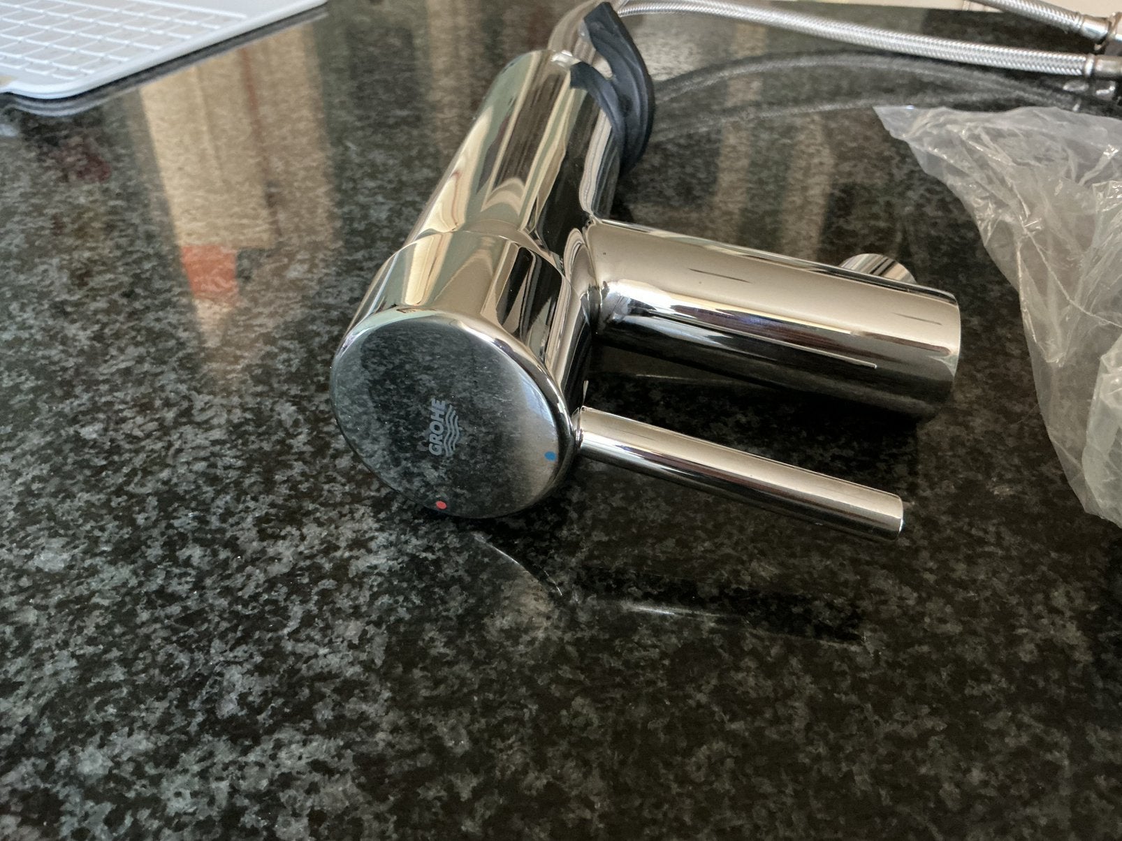 NIEUWE WASTAFELKRAAN GROHE, Doe-het-zelf en Verbouw, Sanitair, Ophalen, Nieuw, Kraan