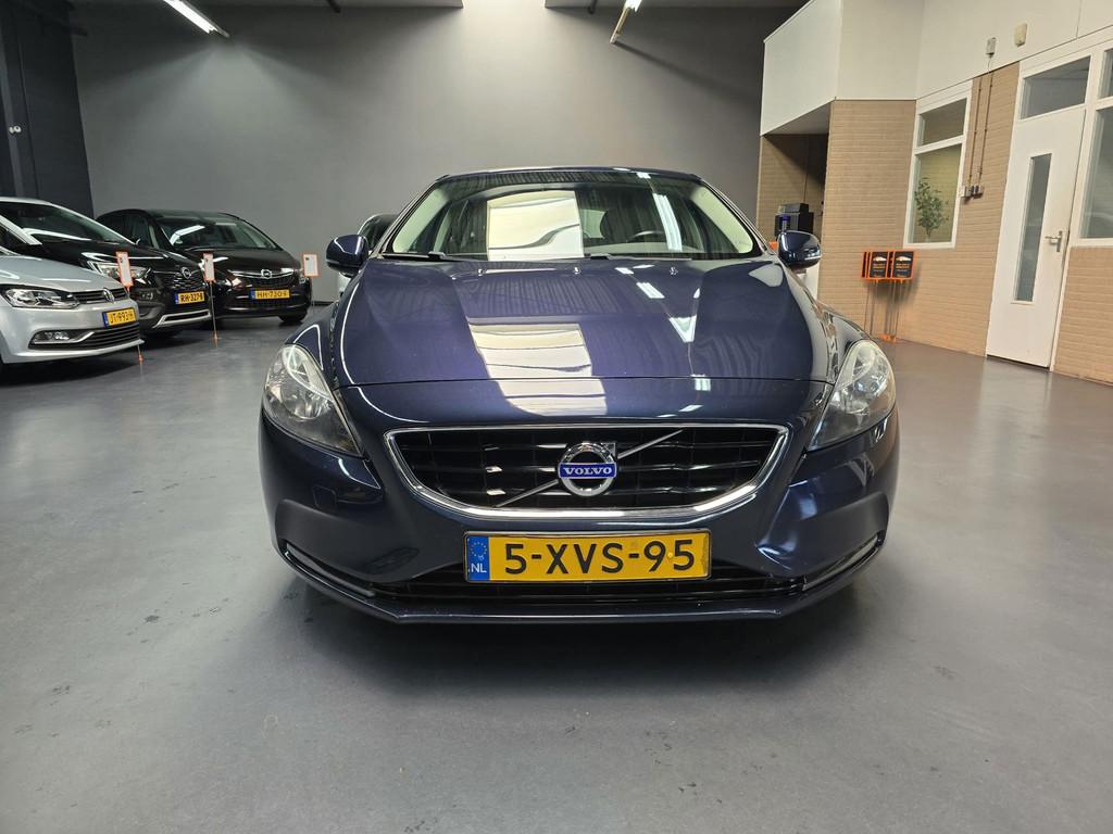Volvo V40 2.0 D4 Summum Business LEDER STOEL MEMORY NAP NL A, Voorwielaandrijving, Euro 5, Gebruikt, Blauw