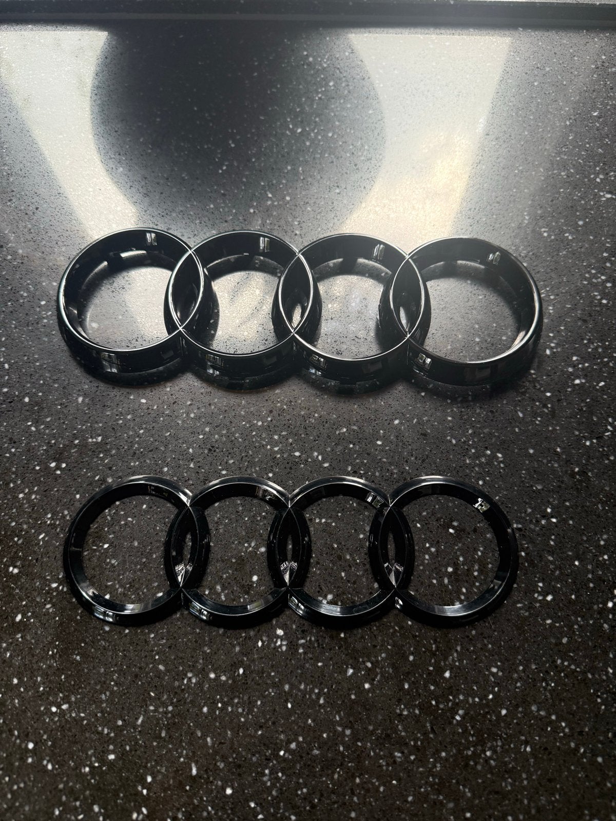 Audi logo's - Klein, zelfklevend embleem, Ophalen of Verzenden, Nieuw, Audi