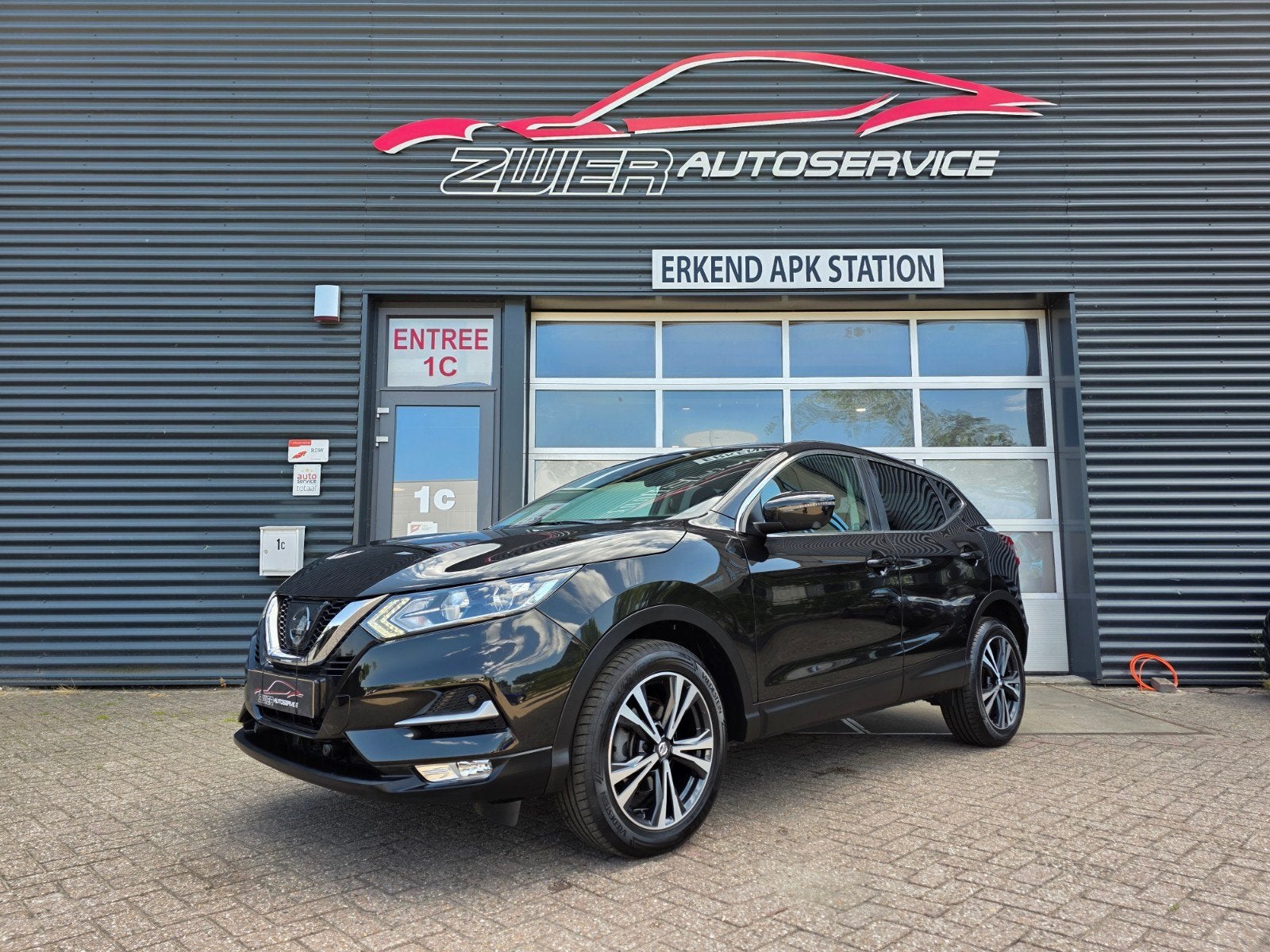 Nissan Qashqai 1.6 163pk Dig-t 2017 FACELIFT 44000km NAP, Voorwielaandrijving, 4 cilinders, 1290 kg, Origineel Nederlands