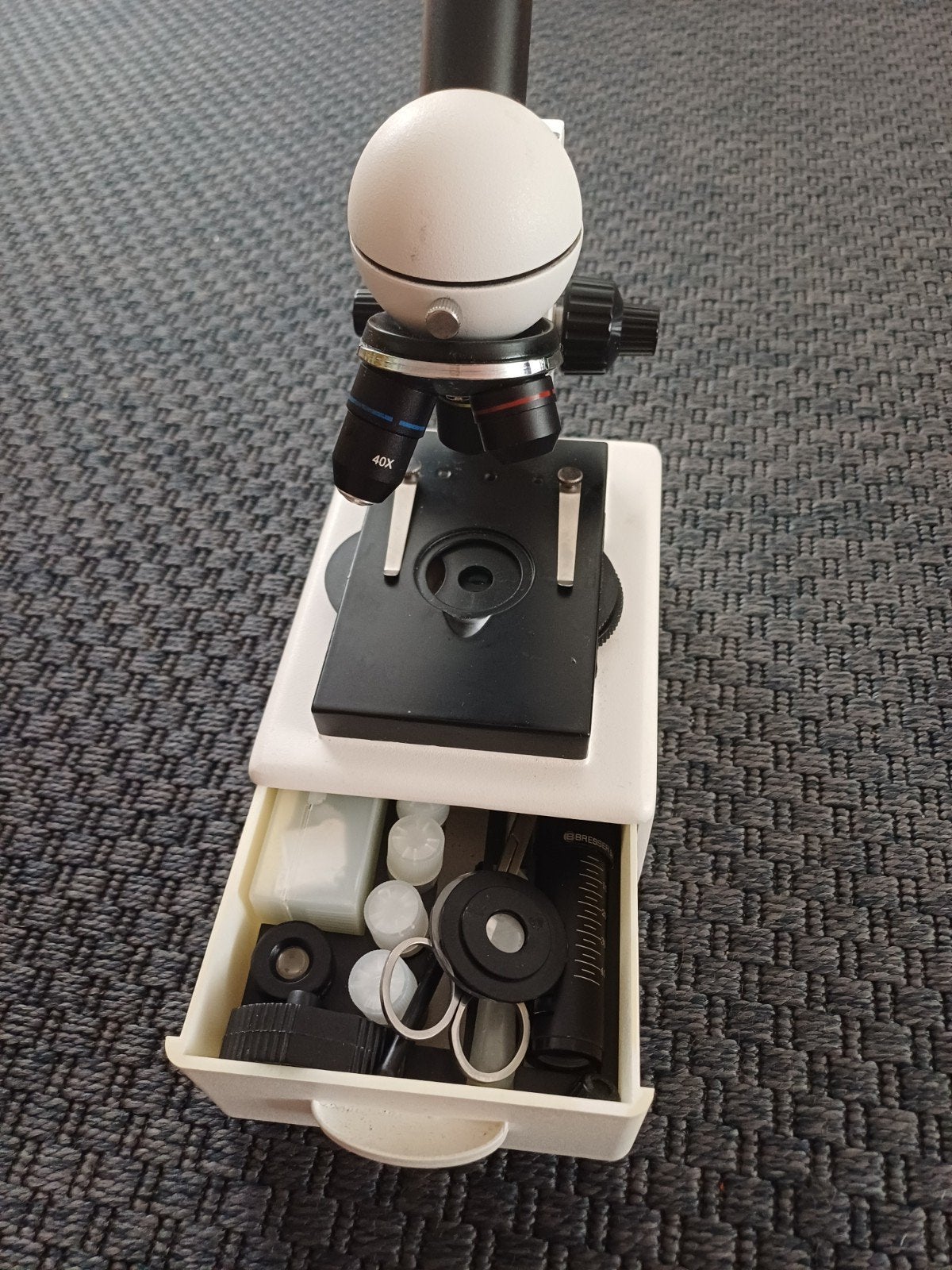 Bresser Microscoop met dubbele verlichting en preparaten, Audio, Tv en Foto, Optische apparatuur | Microscopen, Ophalen of Verzenden