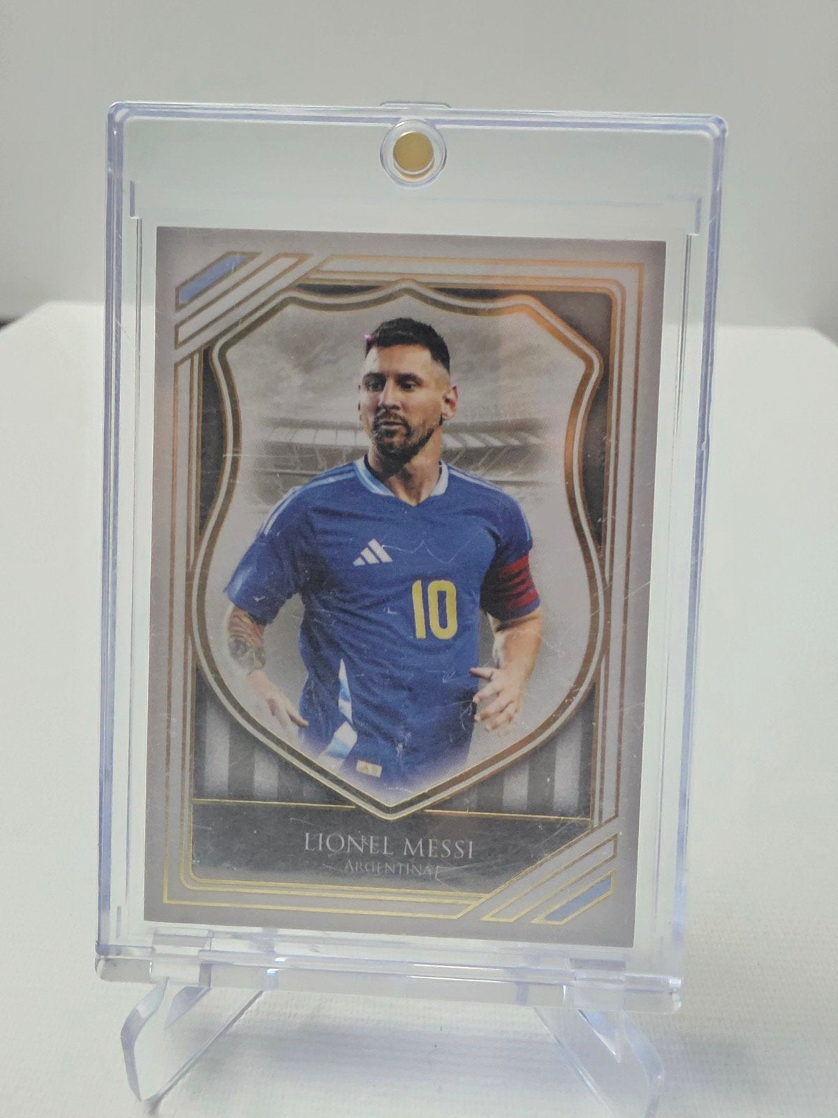 Lionel Messi 22/35 Futera Unique 2023 Inc verzenden, Ophalen of Verzenden, Zo goed als nieuw, Buitenlandse clubs, Spelerskaart