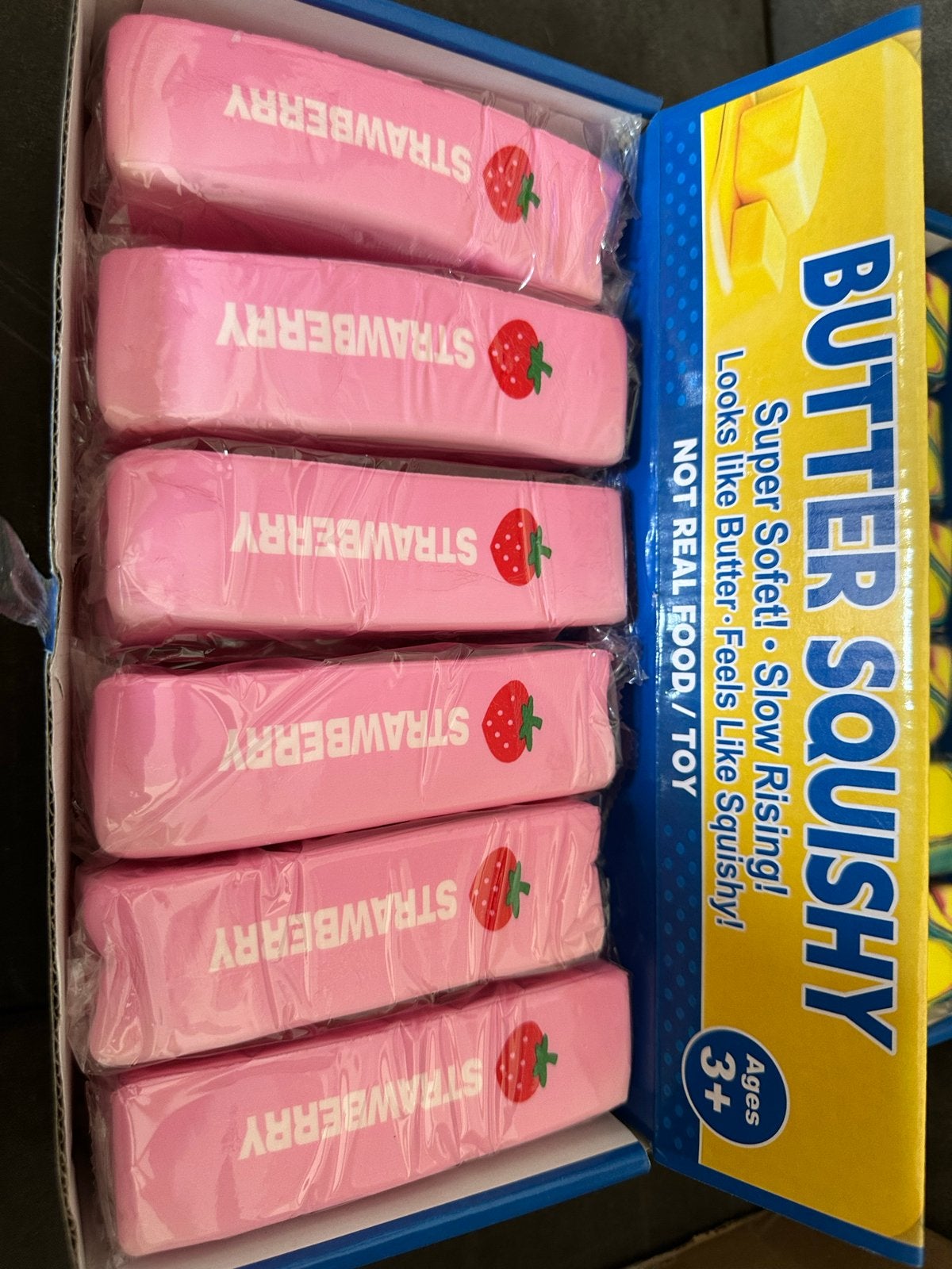 Butter Squishy Aardbei - Zacht en Langzaam Rijzend Speelgoed, Ophalen of Verzenden, Nieuw, Jongen of Meisje