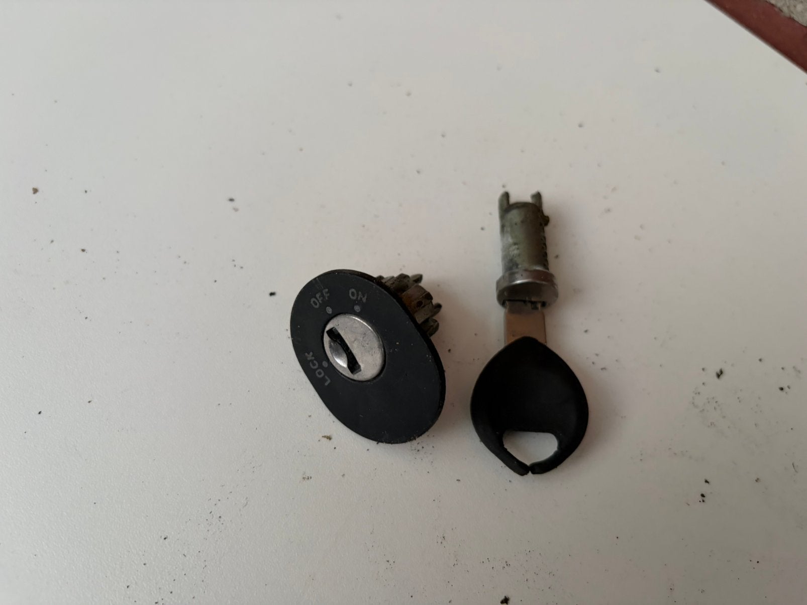 piaggio skipper / quartz contactslot, Ophalen