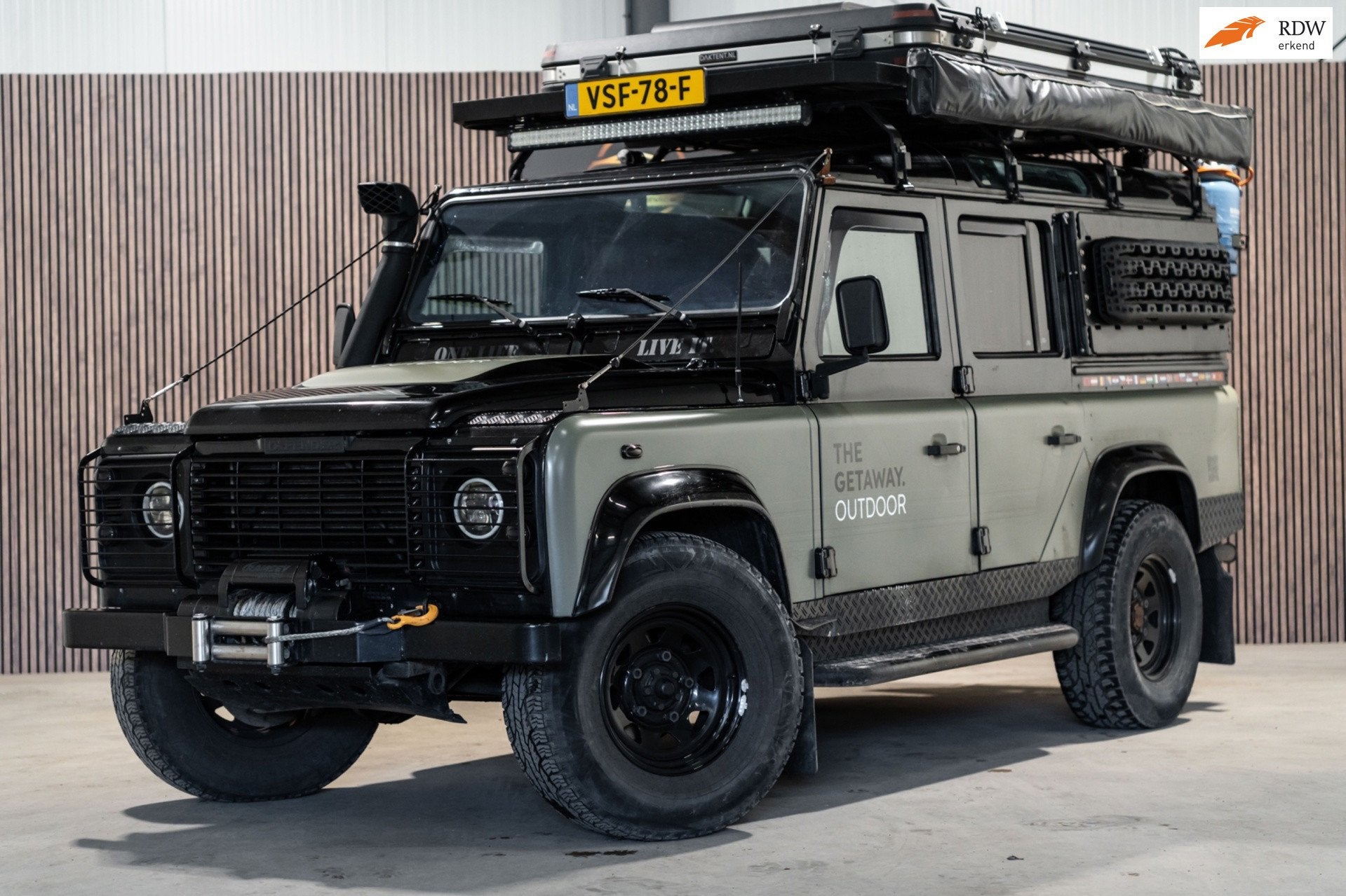 Land Rover Defender 2.5 Td5 SW 110" E Vol Opties, 2495 cc, Leder en Stof, Bedrijf, 2 stoelen