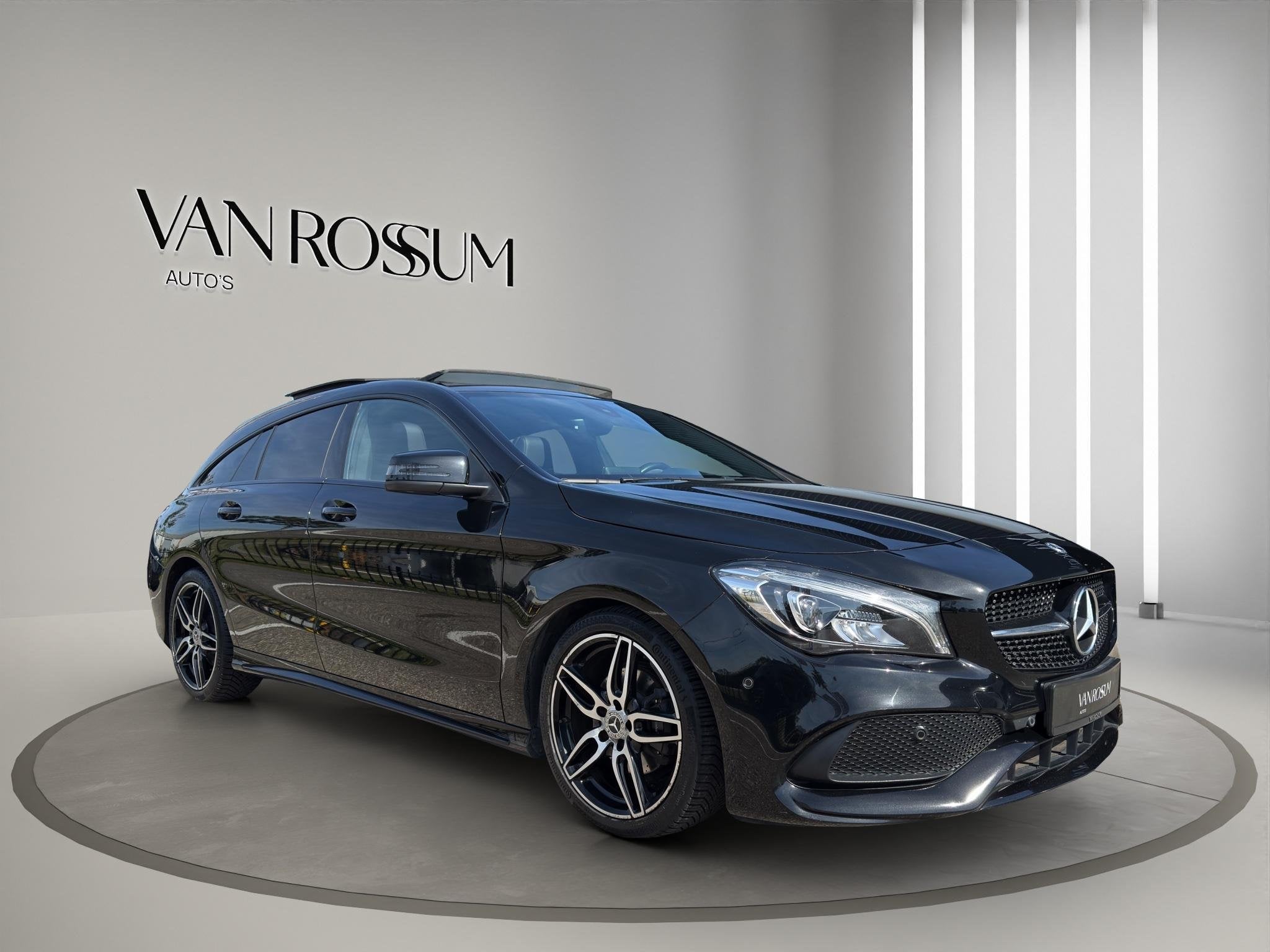 Mercedes-Benz CLA-klasse Shooting Brake 180 Business Solutio, Auto's, Mercedes-Benz, Gebruikt, 4 cilinders, Leder en Stof, 1595 cc