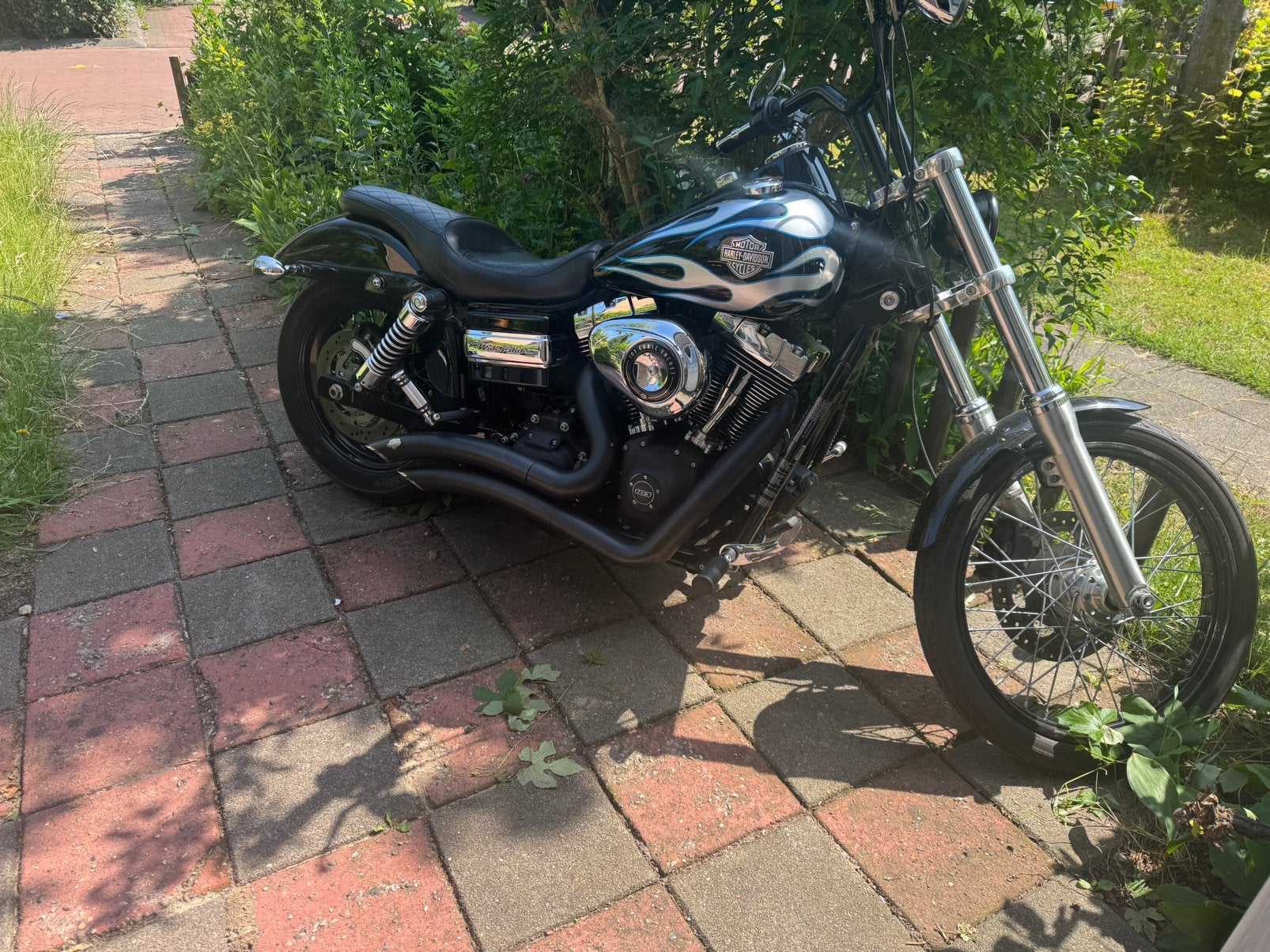 HARLEY-DAVIDSON WIDE GLIDE FXDWG DYNA (bj 2013), Sportuitlaat, 2 cilinders, 1690 cc, Occasion