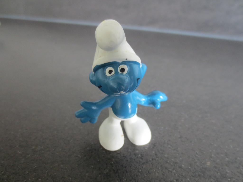 Smurf : Schlech Peyo uit 1965, Verzamelen, Ophalen of Verzenden, Zo goed als nieuw, Verschillende Smurfen, Poppetje, Figuurtje of Knuffel