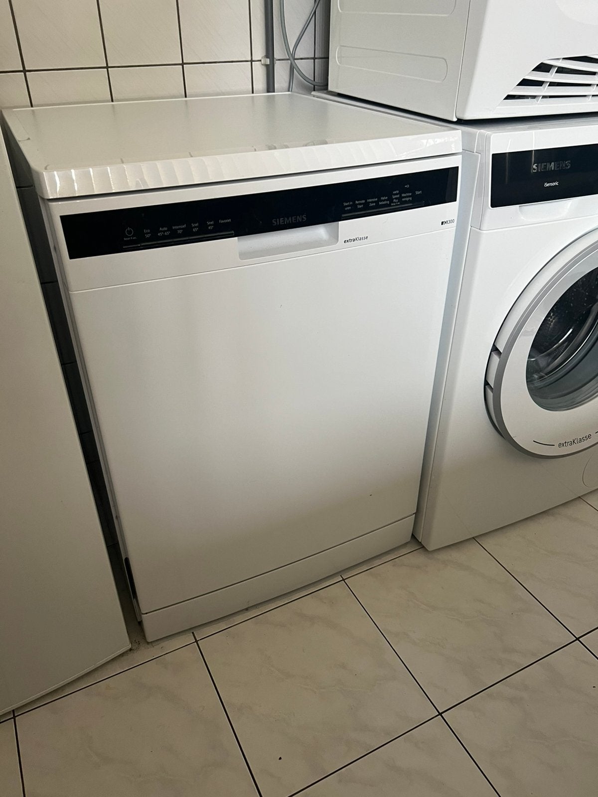 Siemens vaatwasser SN23EW03LN met app, Ophalen, Zo goed als nieuw, Minder dan 85 cm