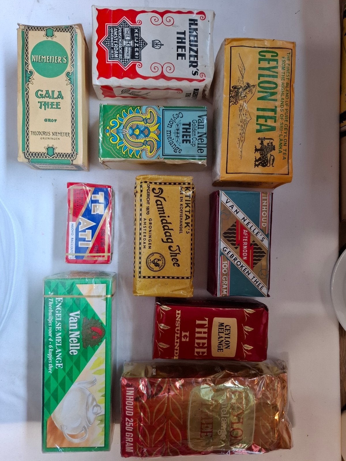 10 verschillende pakjes Thee vol in goede staat, Verzamelen, Ophalen of Verzenden, Zo goed als nieuw, Verpakking