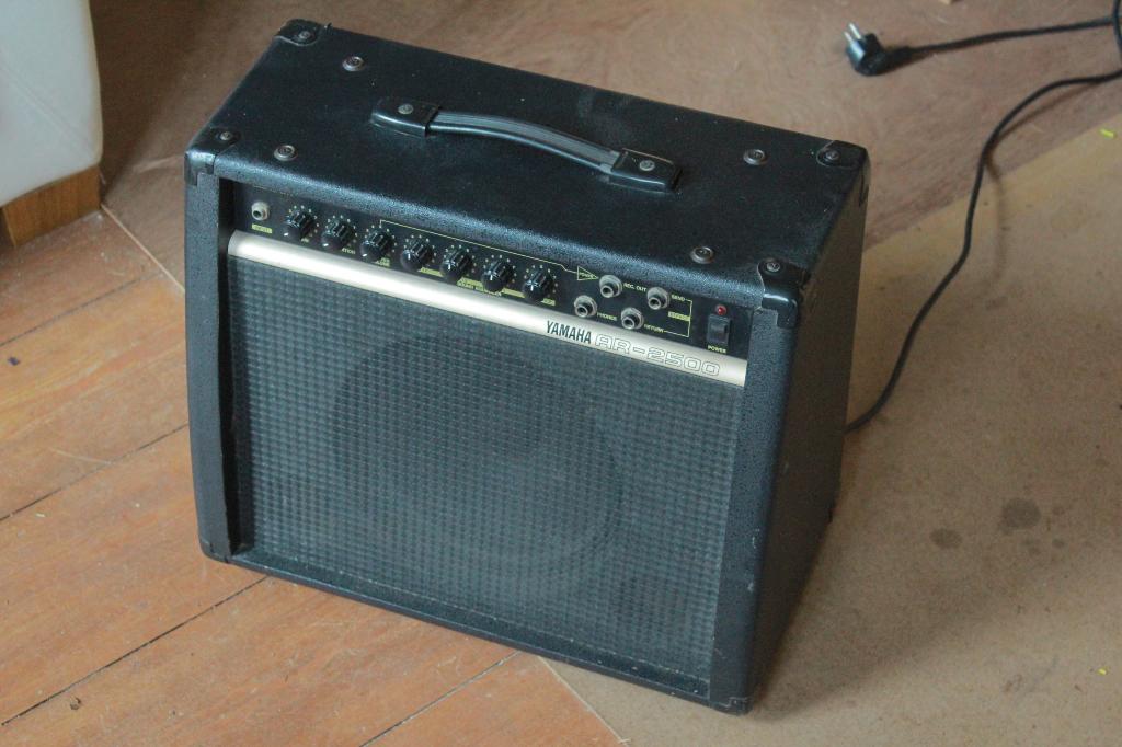 Yamaha AR-2500 versterker, Ophalen of Verzenden, Gebruikt, Gitaar, Minder dan 50 watt