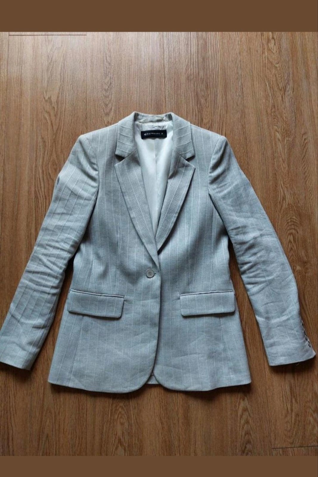 Expresso lichtgrijs pak met bijpassende blouse, Kostuum of Pak, Expresso, Ophalen of Verzenden, Zo goed als nieuw